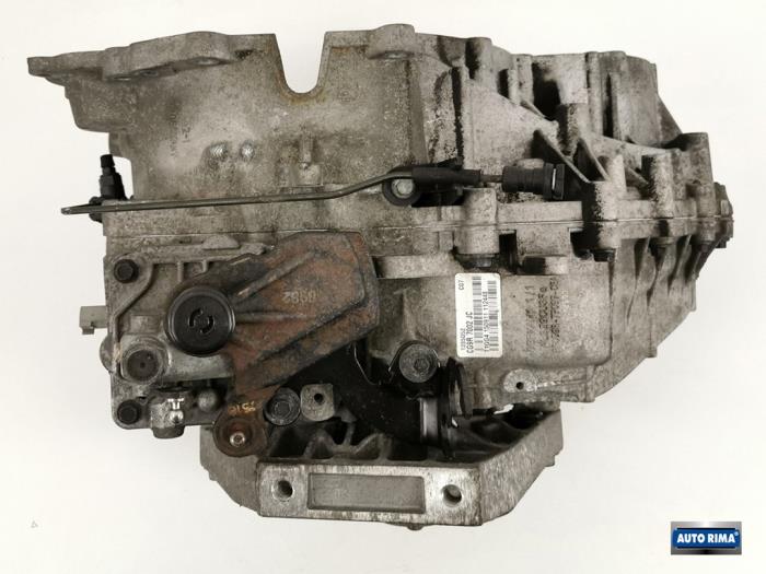 Gearbox Volvo V60 I 2.0 D3 20V - 36001863 D5204T3 M66