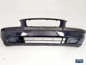 Used Front bumper Volvo V70 (SW) 2.4 20V 140 Price € 74,95 Margin scheme offered by Auto Rima Druten