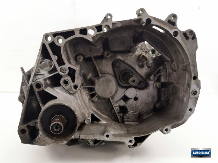 Getriebe van een Volvo V40 (VW) 1.9 D di 1999