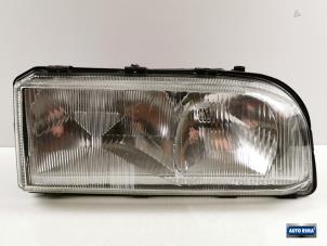 Used Headlight, right Volvo 850 Estate 2.5i 10V Price € 34,95 Margin scheme offered by Auto Rima Druten