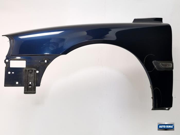 Front wing, left from a Volvo S80 (TR/TS) 2.9 SE 24V 2001