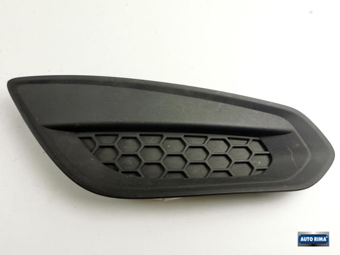 Plaque de protection feu antibrouillard droit d'un Volvo S60 II (FS) 2.0 D4 20V 2011