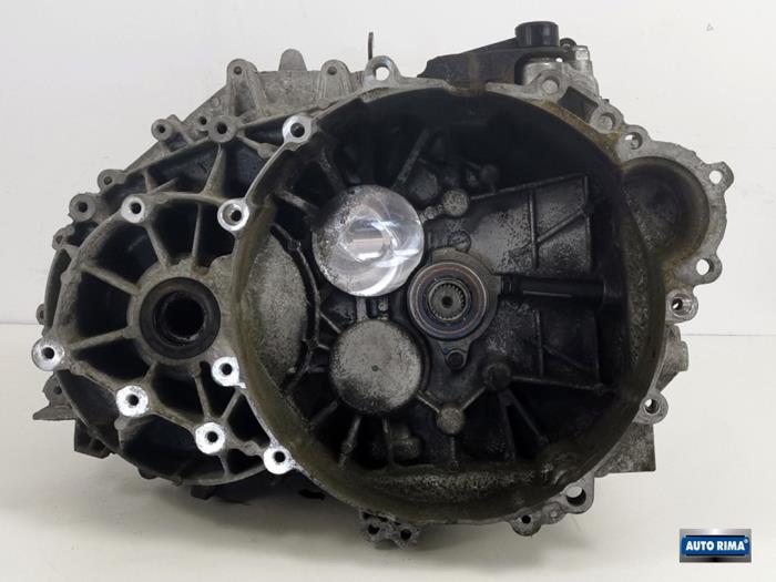 Gearbox Volvo V70 2.0 D3 20V - 36001863 D5204T3 M66