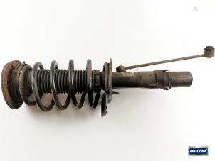 Used Front shock absorber rod, right Volvo V70 (BW) 2.0 D3/D4 20V Price € 74,95 Margin scheme offered by Auto Rima Druten