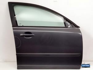 Gebrauchte Tür 4-türig rechts vorne Volvo V50 (MW) 1.8 16V Preis € 124,95 Margenregelung angeboten von Auto Rima Druten