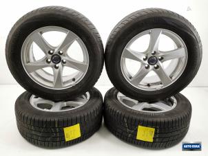 Used Set of sports wheels + winter tyres Volvo V70 (BW) 2.0 Bi-fuel 20V Price € 349,95 Margin scheme offered by Auto Rima Druten