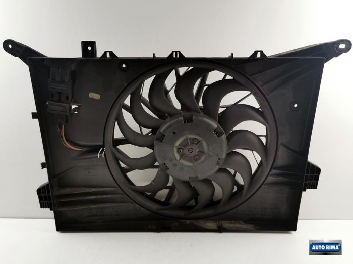 Używane Wentylator Volvo V70 (SW) 2.5 T 20V AWD Cena € 49,95 Procedura marży oferowane przez Auto Rima Druten
