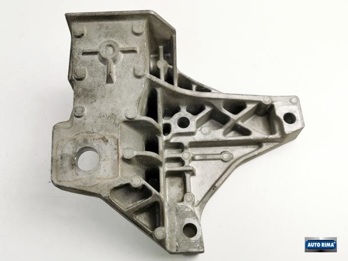 Used Engine mount Volvo V70 (BW) 3.0 T6 24V AWD Price € 34,95 Margin scheme offered by Auto Rima 