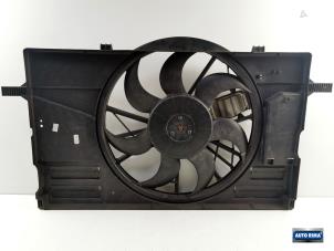 Used Cooling fans Volvo V50 (MW) 2.4i 20V AWD Price € 49,95 Margin scheme offered by Auto Rima Druten