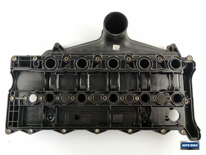 Rocker cover from a Volvo S80 (AR/AS) 2.4 D5 20V 180 2007