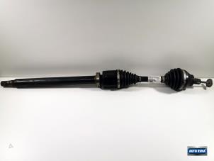 Used Front drive shaft, right Volvo V70 (BW) 2.0 D3/D4 20V Price € 99,95 Margin scheme offered by Auto Rima Druten