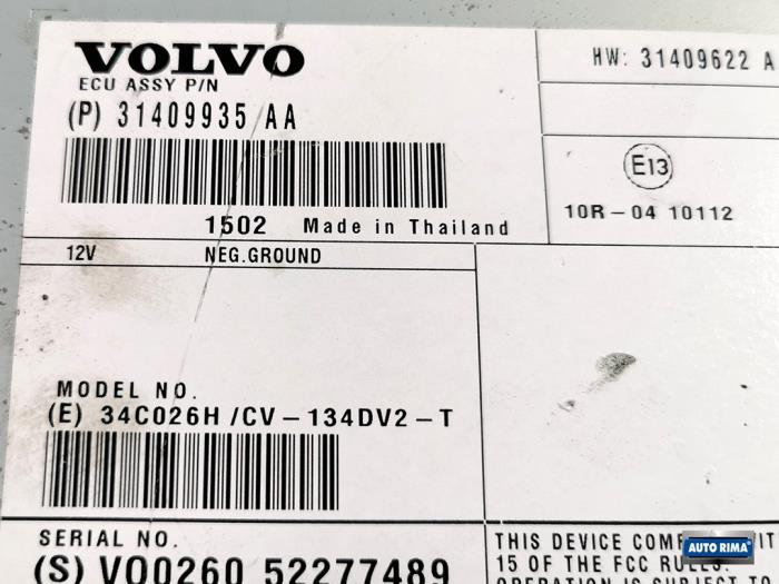 Radio amplifier from a Volvo V60 I (FW/GW) 1.6 DRIVe 2015