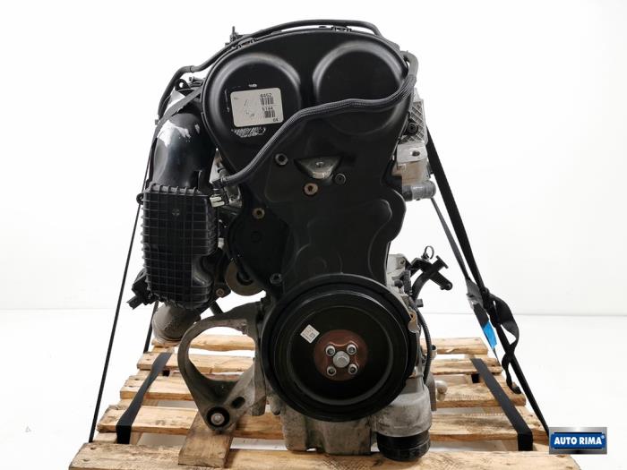 Engine from a Volvo V60 I (FW/GW) 2.0 T4 16V 2018