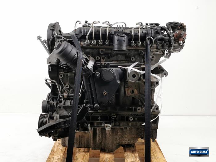 Engine from a Volvo V60 I (FW/GW) 2.0 D3 20V 2014