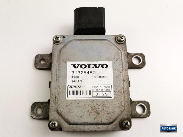 Steuergerät Automatikkupplung van een Volvo V60 I (FW/GW) 2.4 D6 20V Plug-in Hybrid AWD 2015