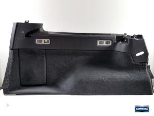Używane Tapicerka pokrywy bagaznika lewa Volvo V70 (BW) 2.0 D3 20V Cena € 39,95 Procedura marży oferowane przez Auto Rima Druten