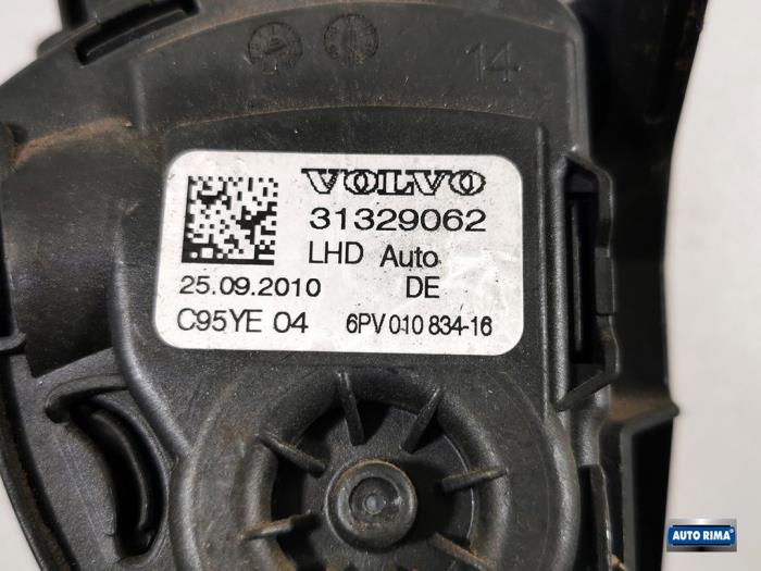 Acelerador de un Volvo V60 I (FW/GW) 2.0 D3 20V 2010