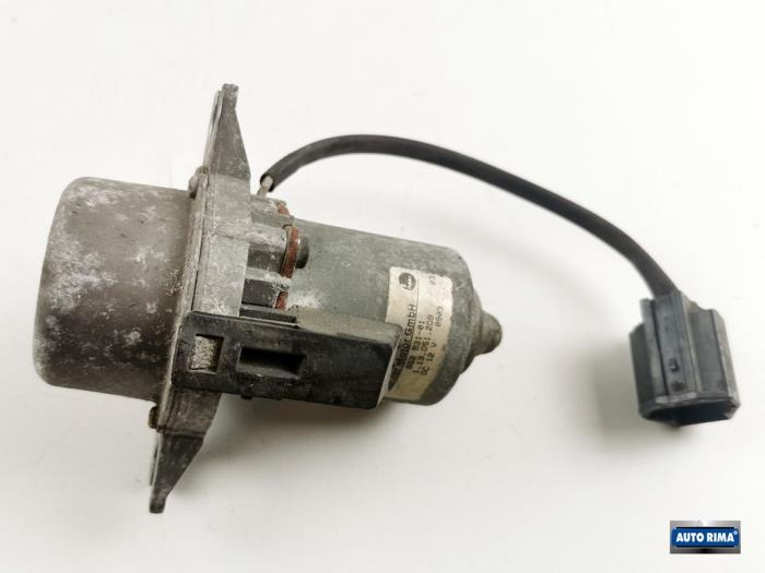 5279f3aa-824e-480e-8baf-
