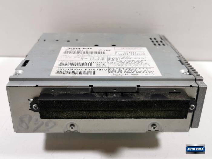 Używane Odtwarzacz CD Volvo C30 (EK/MK) 2.0 16V Cena € 74,95 Procedura marży oferowane przez Auto Rima 