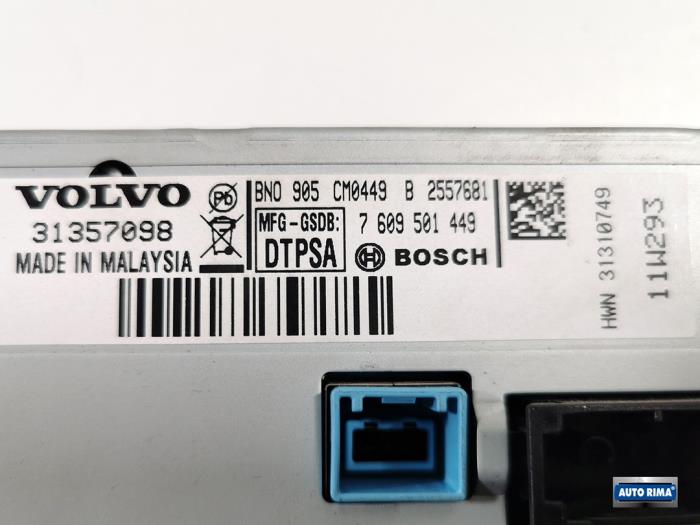 Pantalla de navegación de un Volvo V70 (BW) 2.0 D 16V 2011