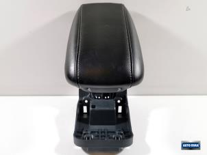 Used Armrest Volvo V40 (MV) 2.0 D4 16V Price € 49,95 Margin scheme offered by Auto Rima Druten