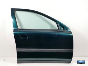 Gebrauchte Tür 4-türig rechts vorne Volvo V70 (SW) 2.5 T 20V Preis € 124,95 Margenregelung angeboten von Auto Rima Druten