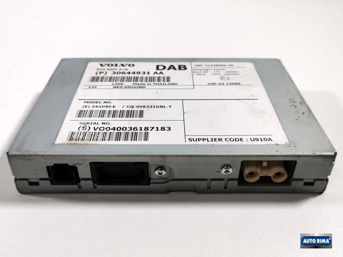 Begagnade DAB-modul Volvo V60 I (FW/GW) 2.0 D3 20V Pris € 49,95 Marginaltabell erbjuds av Auto Rima 