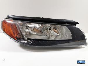 Used Headlight, right Volvo S80 (AR/AS) 2.5 T Turbo 20V Price € 124,95 Margin scheme offered by Auto Rima Druten