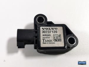 Gebrauchte Airbag Sensor Volvo S40 (MS) 1.6 D 16V Preis € 24,95 Margenregelung angeboten von Auto Rima Druten