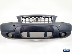 Używane Zderzak przedni Volvo XC70 Cena € 199,95 Procedura marży oferowane przez Auto Rima Druten