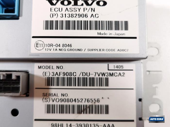Wyswietlacz nawigacji z Volvo V40 (MV) 2.0 D 16V 2014