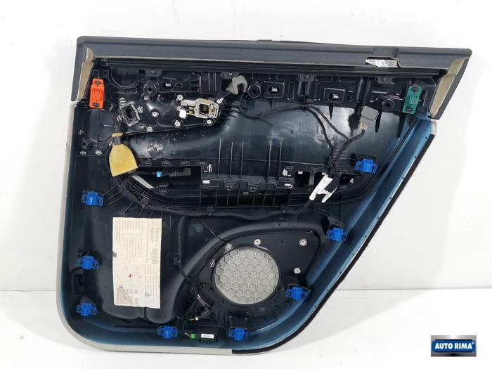 Revêtement portière haut 4portes arrière gauche d'un Volvo XC90 II 2.0 D5 16V AWD 2016