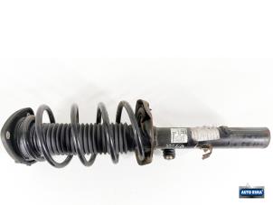Used Front shock absorber rod, left Volvo XC40 (XZ) 1.5 T3 12V Price € 149,95 Margin scheme offered by Auto Rima Druten