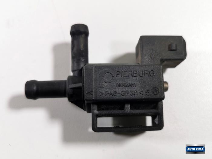 Sensor de presión turbo de un Volvo S40 (VS) 2.0 16V T 2001