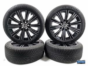 Used Set of sports wheels + winter tyres Volvo V60 II (ZW) 2.0 D4 16V Price € 1.149,95 Margin scheme offered by Auto Rima Druten