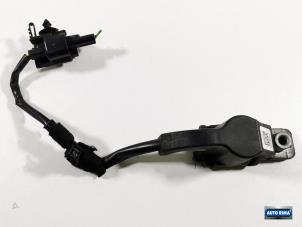 Used Airbag sensor Volvo V40 (MV) 1.6 D2 Price € 24,95 Margin scheme offered by Auto Rima Druten