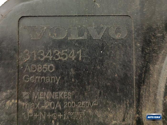 Ladesteckdose Elektro-Auto van een Volvo V60 I (FW/GW) 2.4 D6 20V Plug-in Hybrid AWD 2015