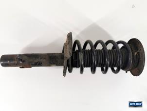 Used Front shock absorber rod, right Volvo V60 I (FW/GW) 2.0 D3 20V Price € 49,95 Margin scheme offered by Auto Rima Druten