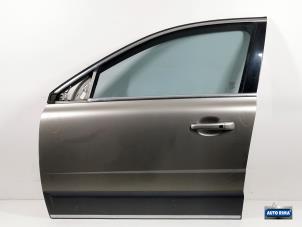Usagé Porte avant gauche Volvo XC70 (BZ) 2.4 D5 20V AWD Prix € 124,95 Règlement à la marge proposé par Auto Rima Druten