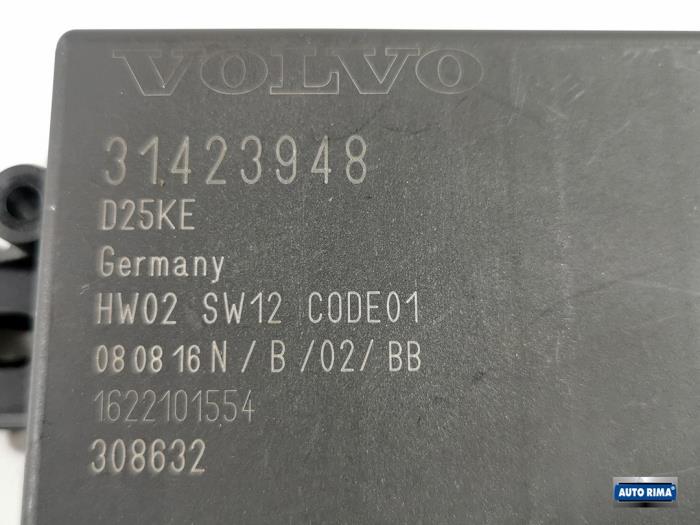 Módulo PDC de un Volvo V40 (MV) 1.6 D 16V 2016
