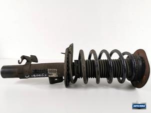 Used Front shock absorber rod, right Volvo S80 (AR/AS) 2.4 D5 20V Autom. Price € 49,95 Margin scheme offered by Auto Rima Druten