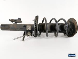 Used Front shock absorber rod, right Volvo V60 I (FW/GW) 2.0 T5 16V Price € 49,95 Margin scheme offered by Auto Rima Druten