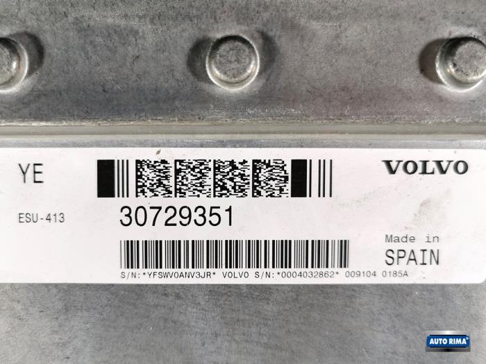 Ordinateur gestion moteur d'un Volvo V70 (BW) 2.0 16V 2009