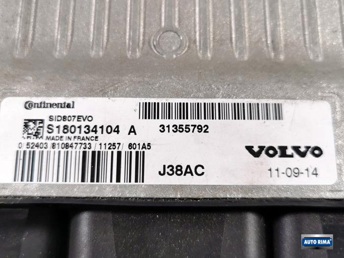 Ordinateur gestion moteur d'un Volvo V60 I (FW/GW) 1.6 DRIVe 2011