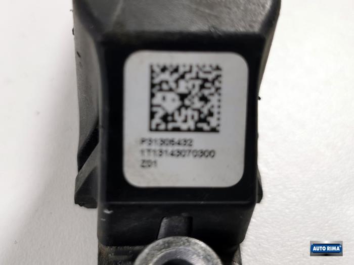 Airbag sensor from a Volvo V40 (MV) 1.6 D2 2014