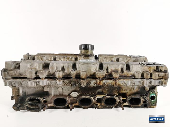 Cylinder head from a Volvo XC90 I 2.5 T 20V 2003