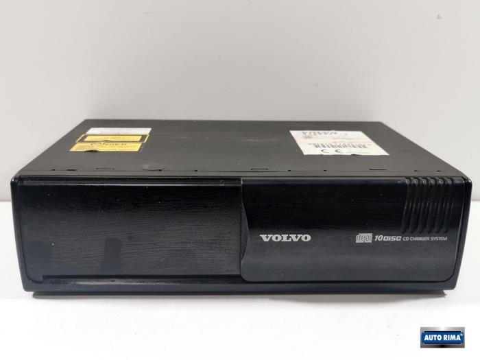Usagé Changeur de CD Volvo S60 I (RS/HV) 2.3 T5 20V Prix € 49,95 Règlement à la marge proposé par Auto Rima 