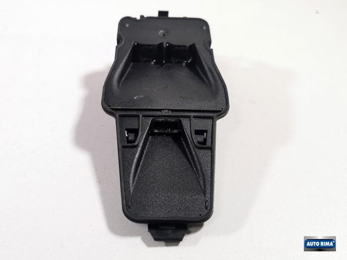 Gebrauchte Bremsassistent Sensor Volvo XC60 I (DZ) 2.0 DRIVe 20V Preis € 34,95 Margenregelung angeboten von Auto Rima Druten