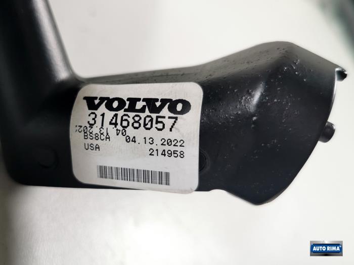 Retrovisor interior de un Volvo V40 (MV) 1.6 T2 GTDi 16V 2015