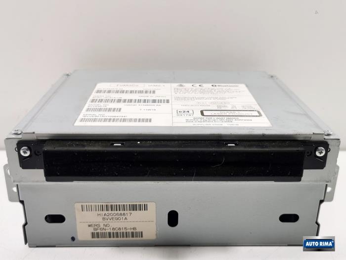 Używane Odtwarzacz CD Volvo V70 (BW) 2.0 D 16V Cena € 49,95 Procedura marży oferowane przez Auto Rima 